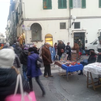 Piazza dei Ciompi - Landmarks & Historical Buildings Near Me - Florence, FI