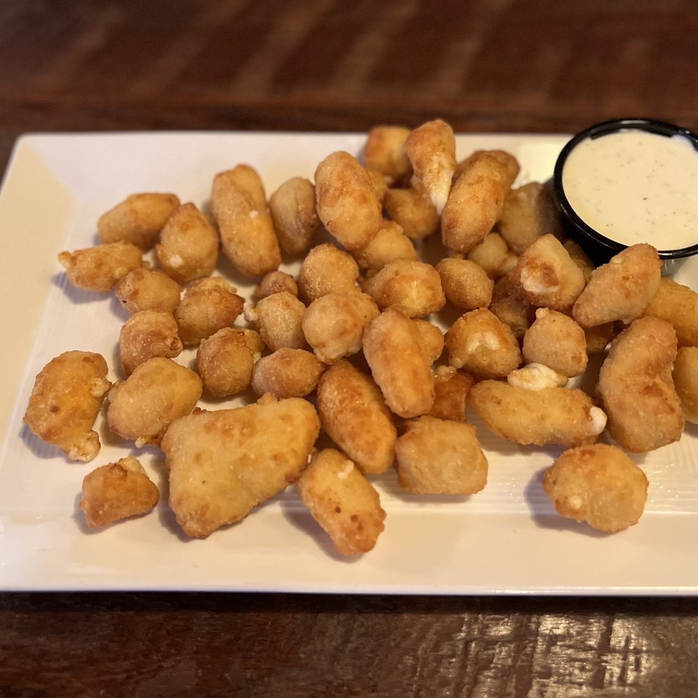 Waterfront Warehouse - Cheese curds - Gastropubs Near Me - Kenosha, Wisconsin Waterfront Warehouse - Cheese curds - Gastropubs Near Me - Kenosha, Wisconsin