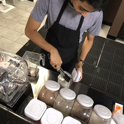 The Chill - Yummy smoothies made before your eyes. Healthy choice to start your day, midday snack or meal replacement if necessary.