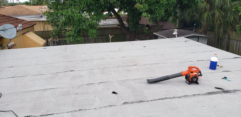 Slide of UnderCover Roofing & Metal