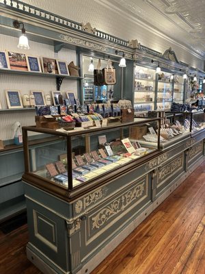Shane Confectionery by null