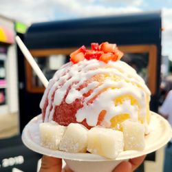 Mike's Shave Ice - Strawberry lilikoi shaved ice with mochi