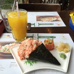 Natural da Terra - Temaki de salmão