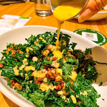 True Food Kitchen - Seasonal Salad - New American Near Me - Arlington, Virginia True Food Kitchen - Seasonal Salad - New American Near Me - Arlington, Virginia