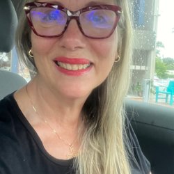 The Wild Berry Salon - Picture of me just after getting my hair highlighted