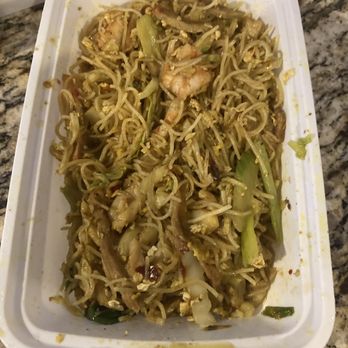 Oriental Kitchen - Singapore Rice Curry Noodles - Chinese Near Me - Hopewell Junction, New York