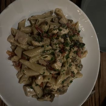 Spaghettini - Wild Mushroom, Chicken & Roasted Garlic Penne - Italian Near Me - Seal Beach, California Spaghettini - Wild Mushroom, Chicken & Roasted Garlic Penne - Italian Near Me - Seal Beach, California