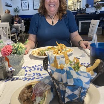 Yianni's Grill - Here's my friend! Our lunches looked soo yummy!!! She's happy about her lunch! - Greek Near Me - Sonora, California Yianni's Grill - Here's my friend! Our lunches looked soo yummy!!! She's happy about her lunch! - Greek Near Me - Sonora, California