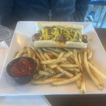 Yard Dawgs Beer Garden - Beer Gardens Near Me - Murphy, Texas Yard Dawgs Beer Garden - Beer Gardens Near Me - Murphy, Texas