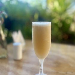 El Peral Restaurant - A eucalyptus pisco sour