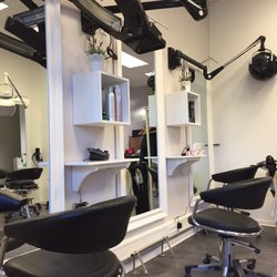 Salon A.H. Effekt
