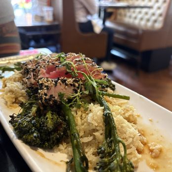 Bostonia Public House - Tuna Tataki - New American Near Me - Boston, Massachusetts
