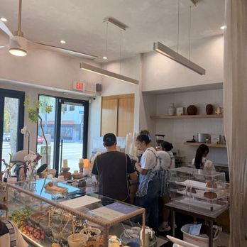 Olive & James Cafe - Melrose - Inside - Coffee & Tea Near Me - Los Angeles, California Olive & James Cafe - Melrose - Inside - Coffee & Tea Near Me - Los Angeles, California