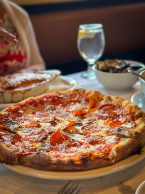 Spumoni Trattoria & Pizzeria by null