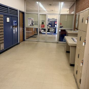 Nicoma Park Post Office - Lobby - Post Offices Near Me - Nicoma Park, Oklahoma