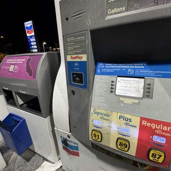 Chevron - False advertisement - Gas Stations Near Me - Valley Village, California Chevron - False advertisement - Gas Stations Near Me - Valley Village, California