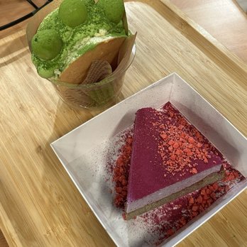 Matcha En - Ube Hojicha Basque, Matcha Cream Soufflé - Desserts Near Me - Chicago, Illinois Matcha En - Ube Hojicha Basque, Matcha Cream Soufflé - Desserts Near Me - Chicago, Illinois