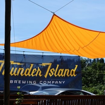 Thunder Island Brewing - Some shade is available in the beer garden - Breweries Near Me - Cascade Locks, Oregon Thunder Island Brewing - Some shade is available in the beer garden - Breweries Near Me - Cascade Locks, Oregon