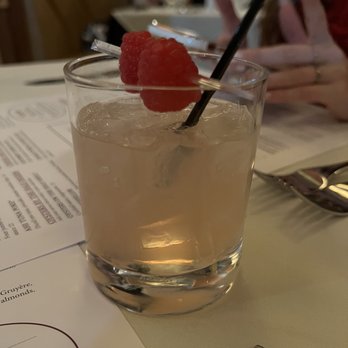 Eddie Merlot's - Cocktail - Seafood Near Me - Pittsburgh, Pennsylvania Eddie Merlot's - Cocktail - Seafood Near Me - Pittsburgh, Pennsylvania