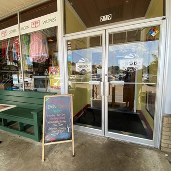 Big Bad Breakfast - Front entrance - Breakfast & Brunch Near Me - Oxford, Mississippi