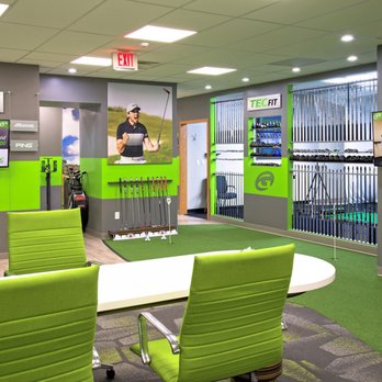 GOLFTEC - Willow Grove - GOLFTEC Lobby and Putting Green - Golf Equipment Near Me - Willow Grove, Pennsylvania GOLFTEC - Willow Grove - GOLFTEC Lobby and Putting Green - Golf Equipment Near Me - Willow Grove, Pennsylvania