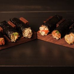 6 PC Temaki (Toro, Salmon, Scallop, Unagi, Yellowtail, Crab)