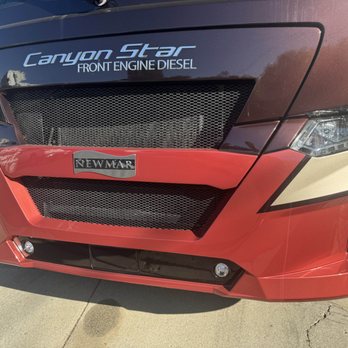 Elite Coach Works - Fascia repair - paint resprayed, fiberglass repaired, diamond shield replaced - RV Repair Near Me - Valencia, California