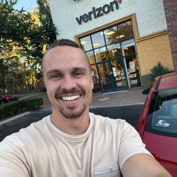 In front of the Verizon store