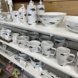 Pine Grove Gallery - Dishes