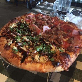 Wise Guys Pizzeria - "BBQ chicken" that turned out to be "Balsamic chicken" w/o us asking.... - Pizza Near Me - Orange, California Wise Guys Pizzeria - "BBQ chicken" that turned out to be "Balsamic chicken" w/o us asking.... - Pizza Near Me - Orange, California