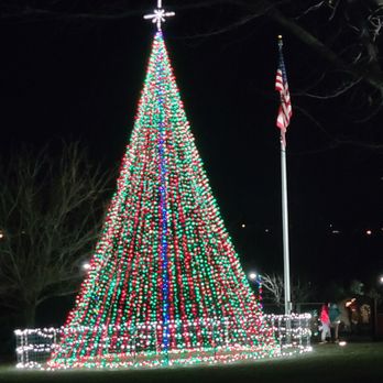 Saint George Town Square - December lights in the St. George park - Parks Near Me - St. George, Utah Saint George Town Square - December lights in the St. George park - Parks Near Me - St. George, Utah