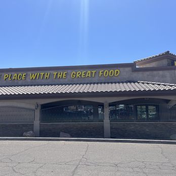 Juicy's - Outside - American Near Me - Lake Havasu City, Arizona