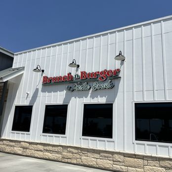 Brunch N Burger - Exterior - Breakfast & Brunch Near Me - Bakersfield, California