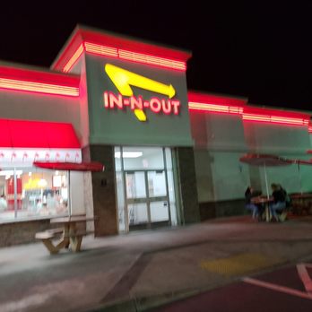 In-N-Out Burger - Outside - Burgers Near Me - Washington, Utah In-N-Out Burger - Outside - Burgers Near Me - Washington, Utah