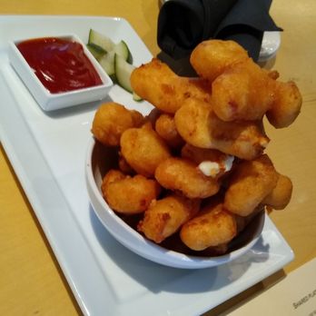 Hinterland Brewery - Look at that stack of cheese curds, yum! - New American Near Me - Green Bay, Wisconsin Hinterland Brewery - Look at that stack of cheese curds, yum! - New American Near Me - Green Bay, Wisconsin
