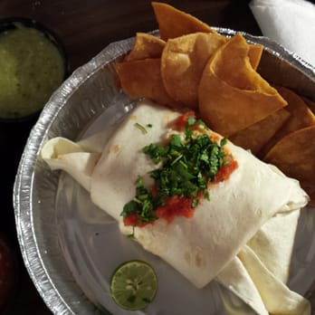 En Su Boca - Chicken burrito - Mexican Near Me - Richmond, Virginia