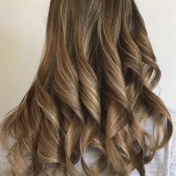Espoir Hair Salon - Long hair highlights