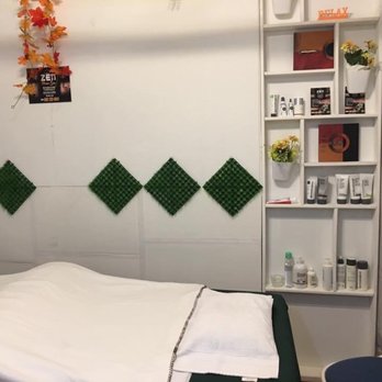 Zen Massage Therapy - Massage set up - Nail Salons Near Me