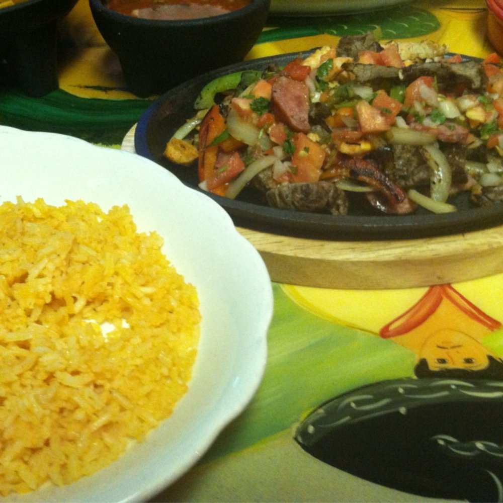 Zarape - Mexican Near Me - Marlborough, Massachusetts