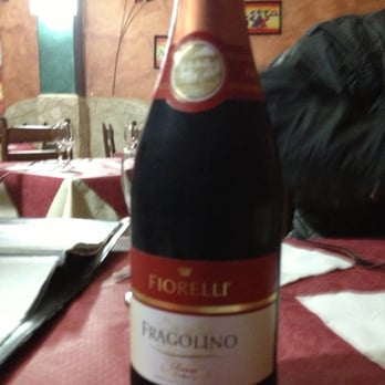 Spaghetti House - Italian Near Me - Motta Sant'anastasia, Connecticut