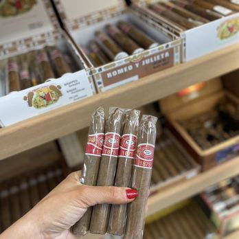 Smoke N Vape - They have the best cigar collection. - Vape Shops Near Me - Los Angeles, California Smoke N Vape - They have the best cigar collection. - Vape Shops Near Me - Los Angeles, California