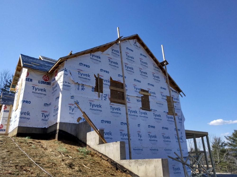 Slide of L & R Remodeling