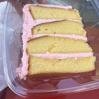 Brown Sugar Bakery - Strawberry cake - Bakeries Near Me - Chicago, Illinois Brown Sugar Bakery - Strawberry cake - Bakeries Near Me - Chicago, Illinois