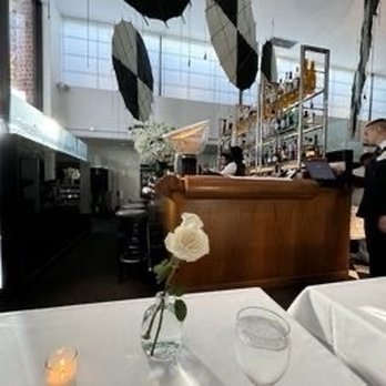 Mr Chow - Bar service - Chinese Near Me - Beverly Hills, California Mr Chow - Bar service - Chinese Near Me - Beverly Hills, California