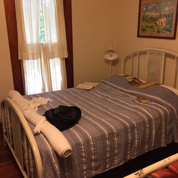 The Old Rooming House - Comfy rooms! - Guest Houses Near Me - New Harmony, Indiana The Old Rooming House - Comfy rooms! - Guest Houses Near Me - New Harmony, Indiana