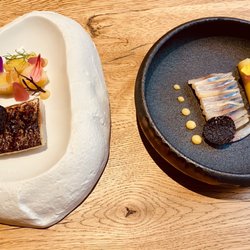 Logis de la Cadene Restaurant