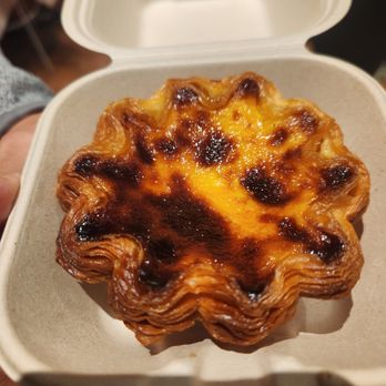 Naisnow Bakery - Bakeries Near Me - Long Island City, New York
