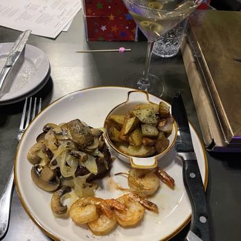 La Oficina - Steakhouses Near Me - Chesapeake, Virginia