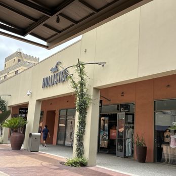 Hollister - Store front - Accessories Near Me - Commerce, California Hollister - Store front - Accessories Near Me - Commerce, California