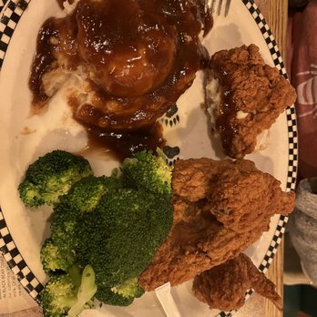 Black Bear Diner - Pleasanton - Old schools gravy - American Near Me - Pleasanton, California